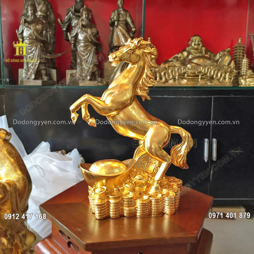 Tượng ngựa phong thủy c&oacute; đa dạng mẫu m&atilde; cho kh&aacute;ch h&agrave;ng lựa chọn